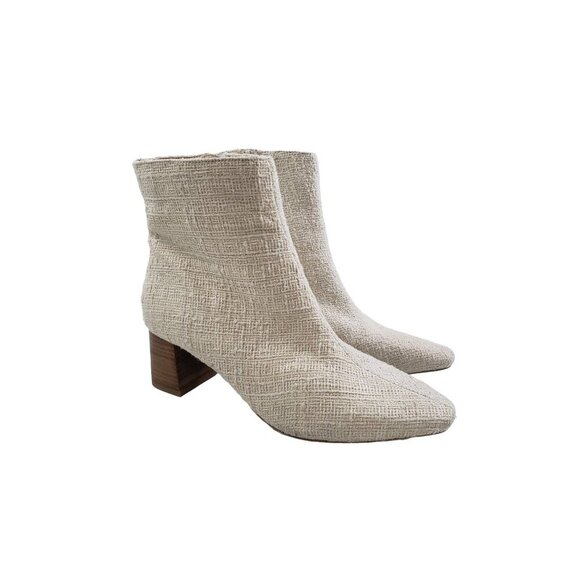 COCONUTS BY MATISSE Blair Ankle Boot in Fabric Boot In Ivory - Size 9 - Picture 1 of 8